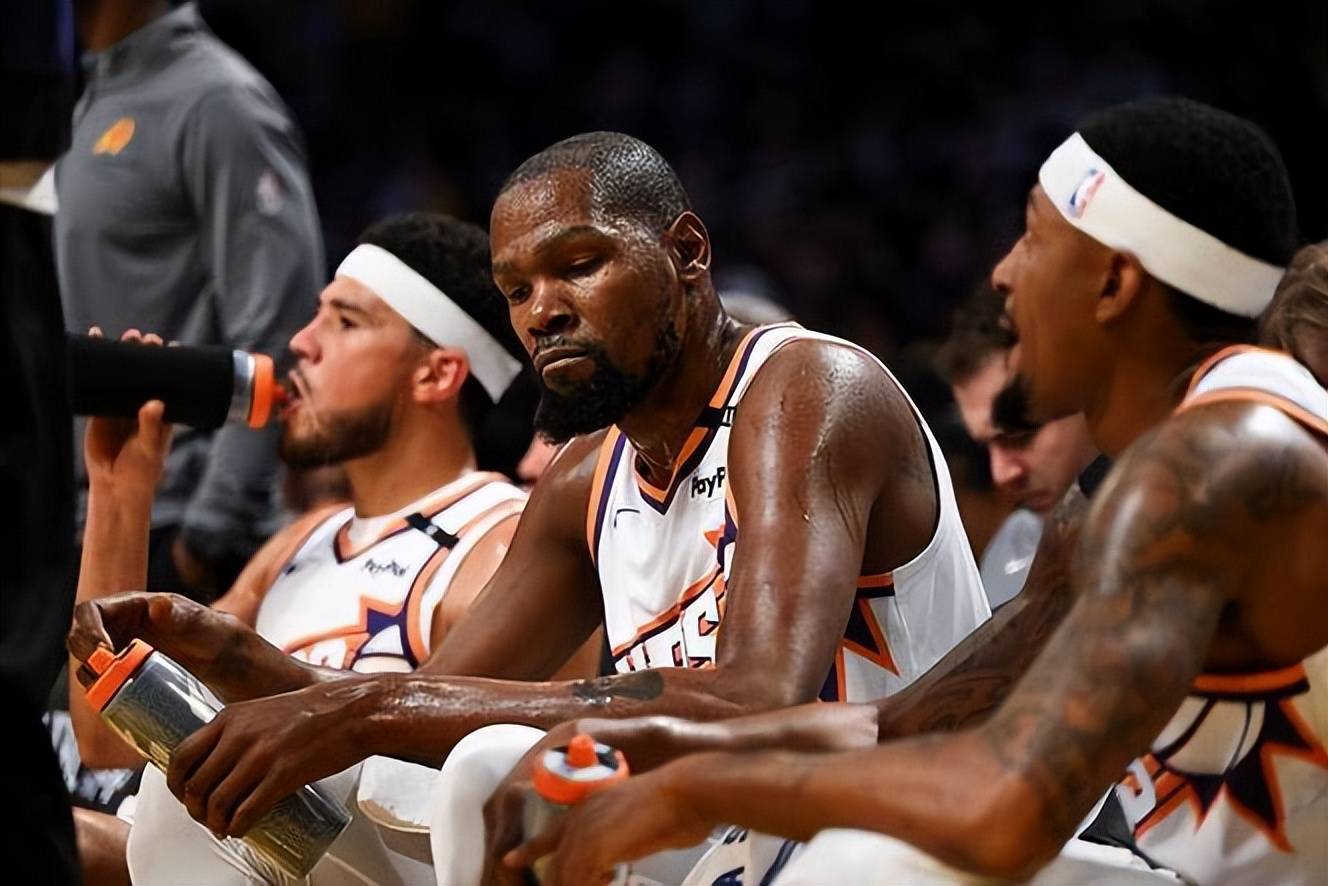 杜兰特赛事官方发布比分优势明显新规，老鹰争议不断！(杜兰特最新消息)